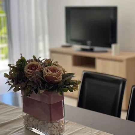 Diana Apartment *