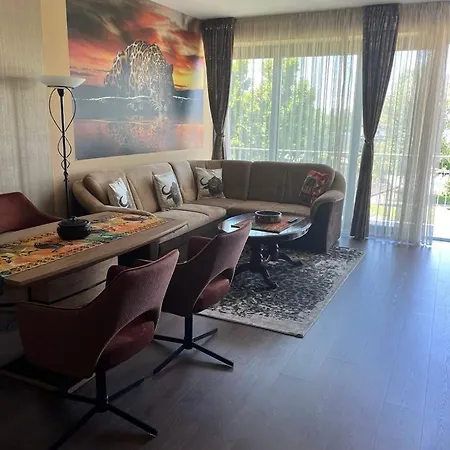 Diana * שיופוק